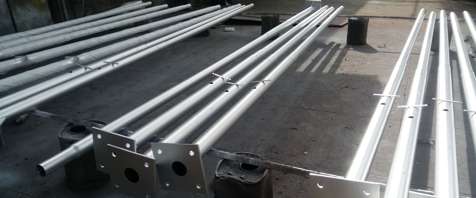 Octagonal Pole